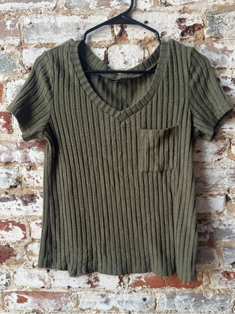 SHEIN Olive Ribbed V-Neck Short Sleeve Top
